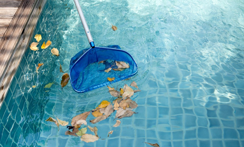 3 mẹo tiết kiệm để bảo trì bể bơi của bạn
