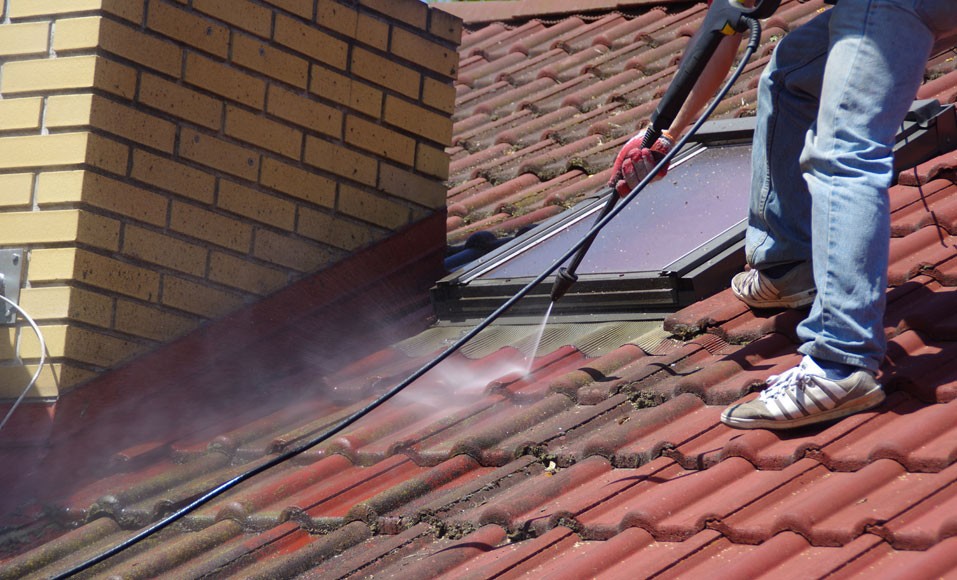 6 tips för att rengöra ditt tak ordentligt