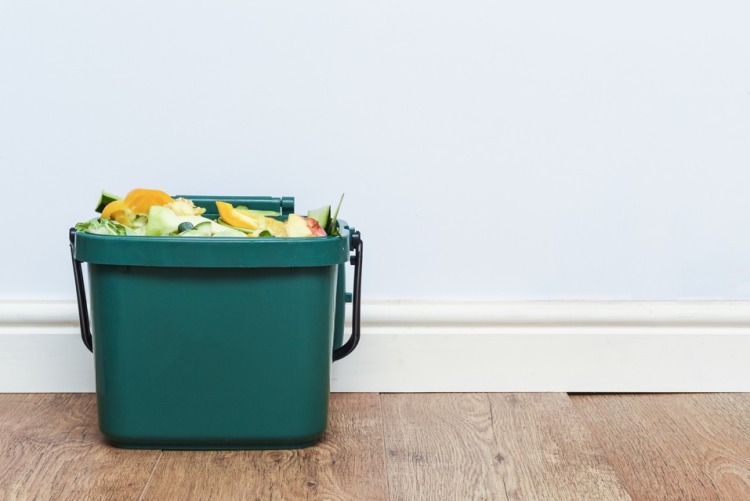 Underhåll din kompostbehållare