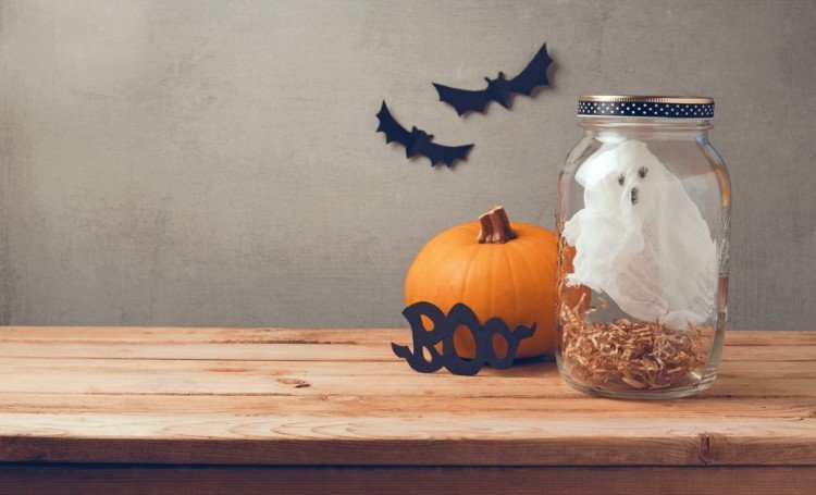 Arranger en miljøansvarlig Halloween-fest