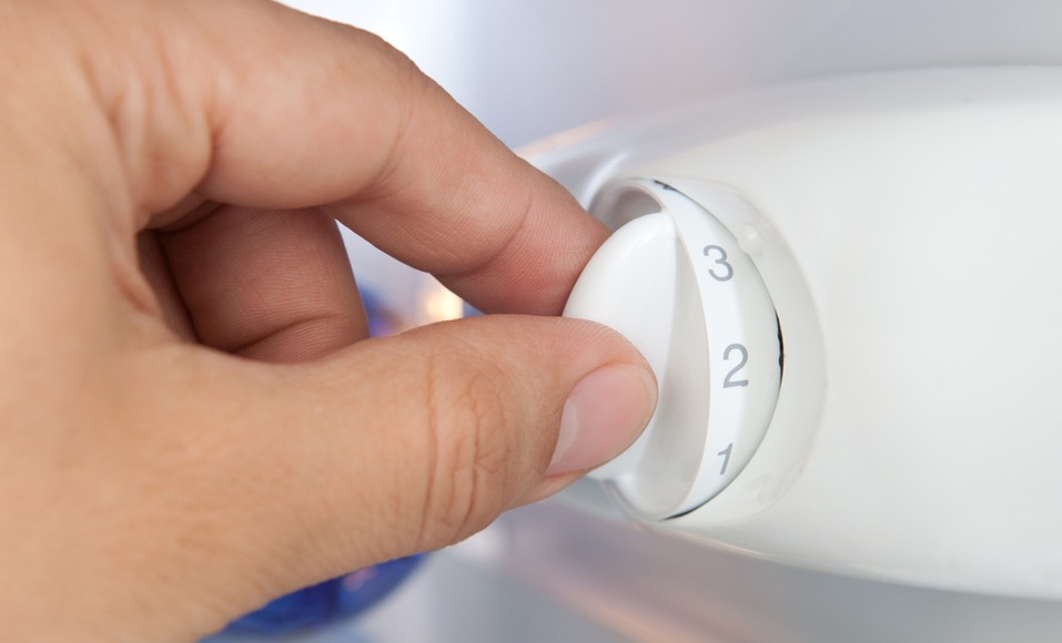 Hur reglerar du temperaturen i ditt kylskåp på rätt sätt?