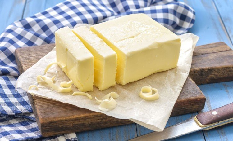 Een vlek boter verwijderen