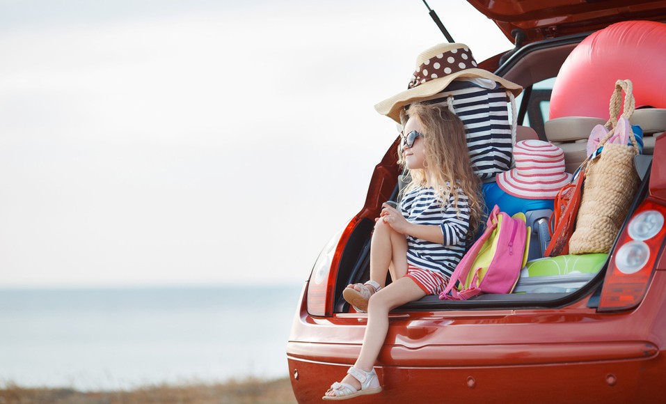 Felkészülés a nyaralásra: a gyerekek elfoglaltsága az autós utazások során